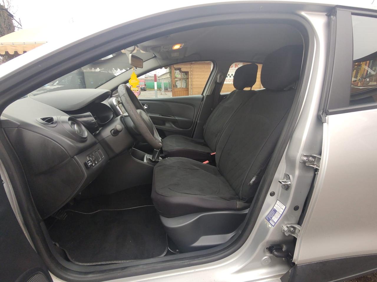 Renault Clio 1.2 75CV GPL CON SCADENZA 2034 5 porte Wave VEICOLO EURO 5B, OK NEOP, GARANZIA L.12 MESI