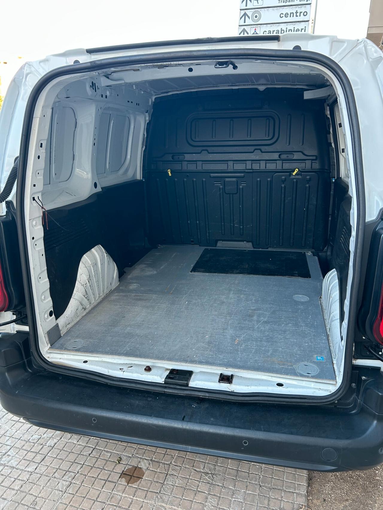 Opel Combo Cargo XL 1.5 Diesel 100CV S&S PL 950kg Edition