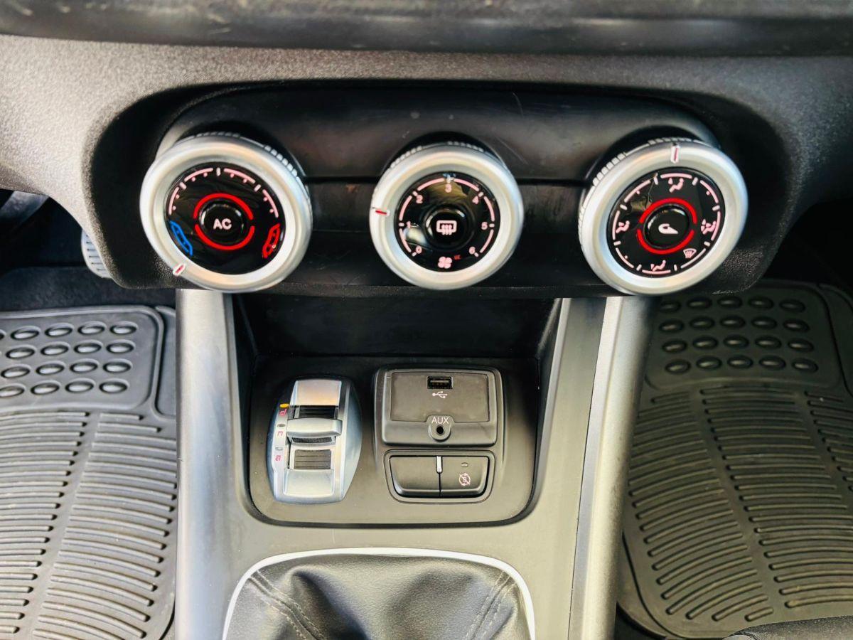 Alfa Romeo Giulietta 1.6 JTDm-2 105 cv Distinctive Facelift