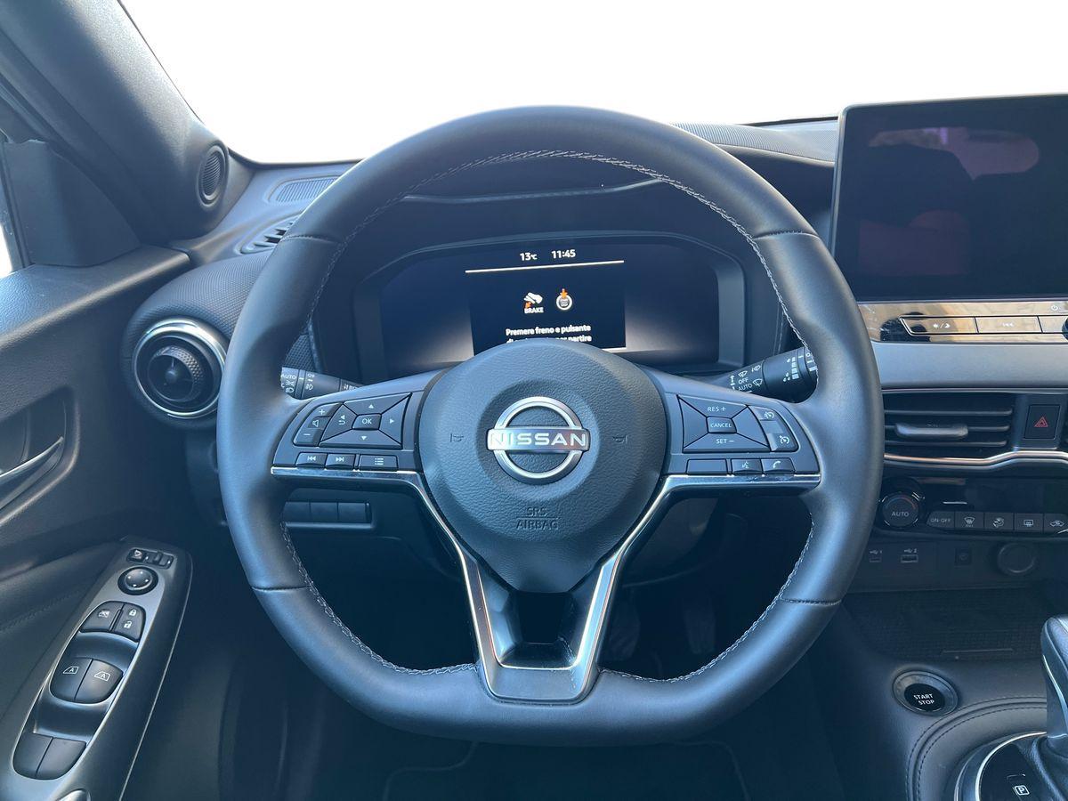 NISSAN JUKE N-CONNECTA AMT