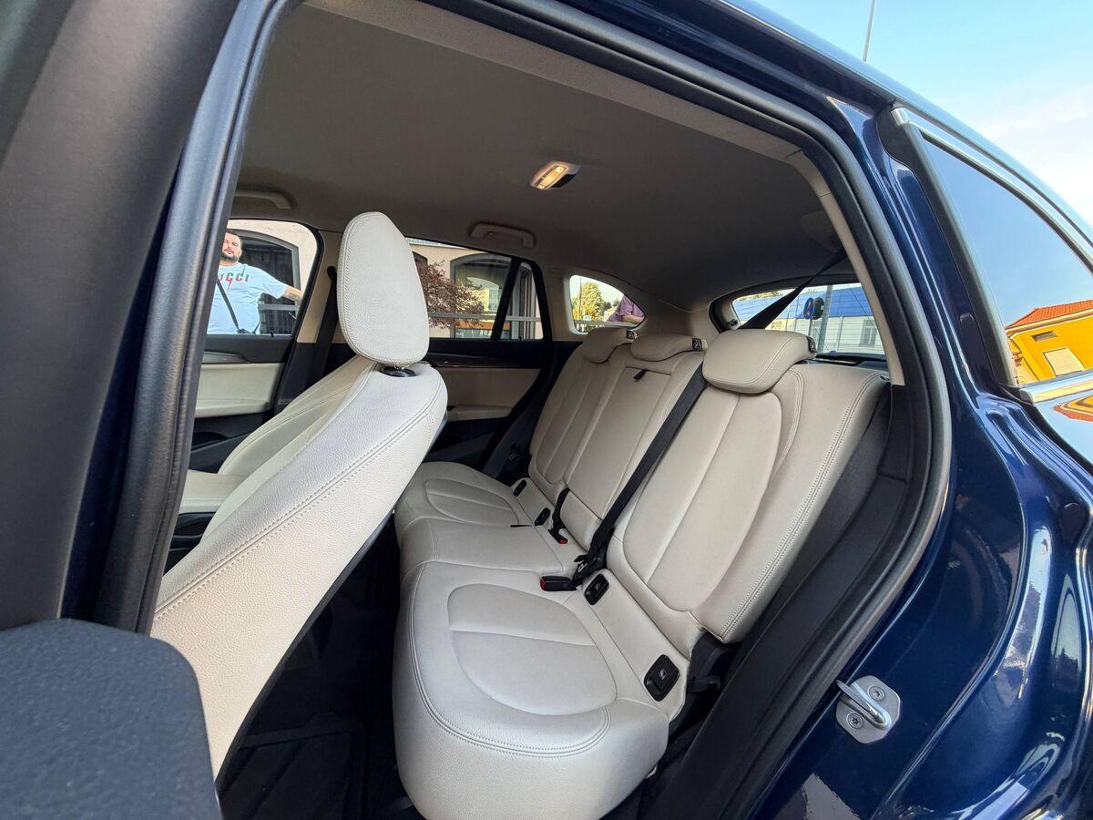 BMW X1 Sdrive18i xLine 140cv auto 7m