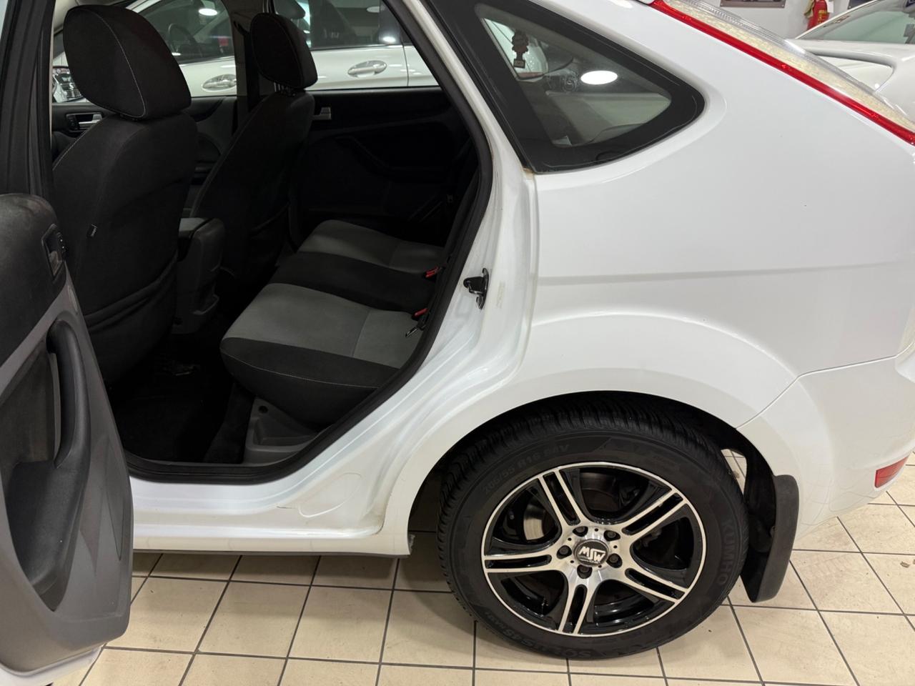 Ford Focus 1.6 TDCi full optional