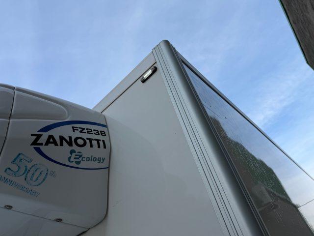 IVECO Daily 35S 14 2.3 136CV FRIGO ISOTERMICO FRCX ATP 05