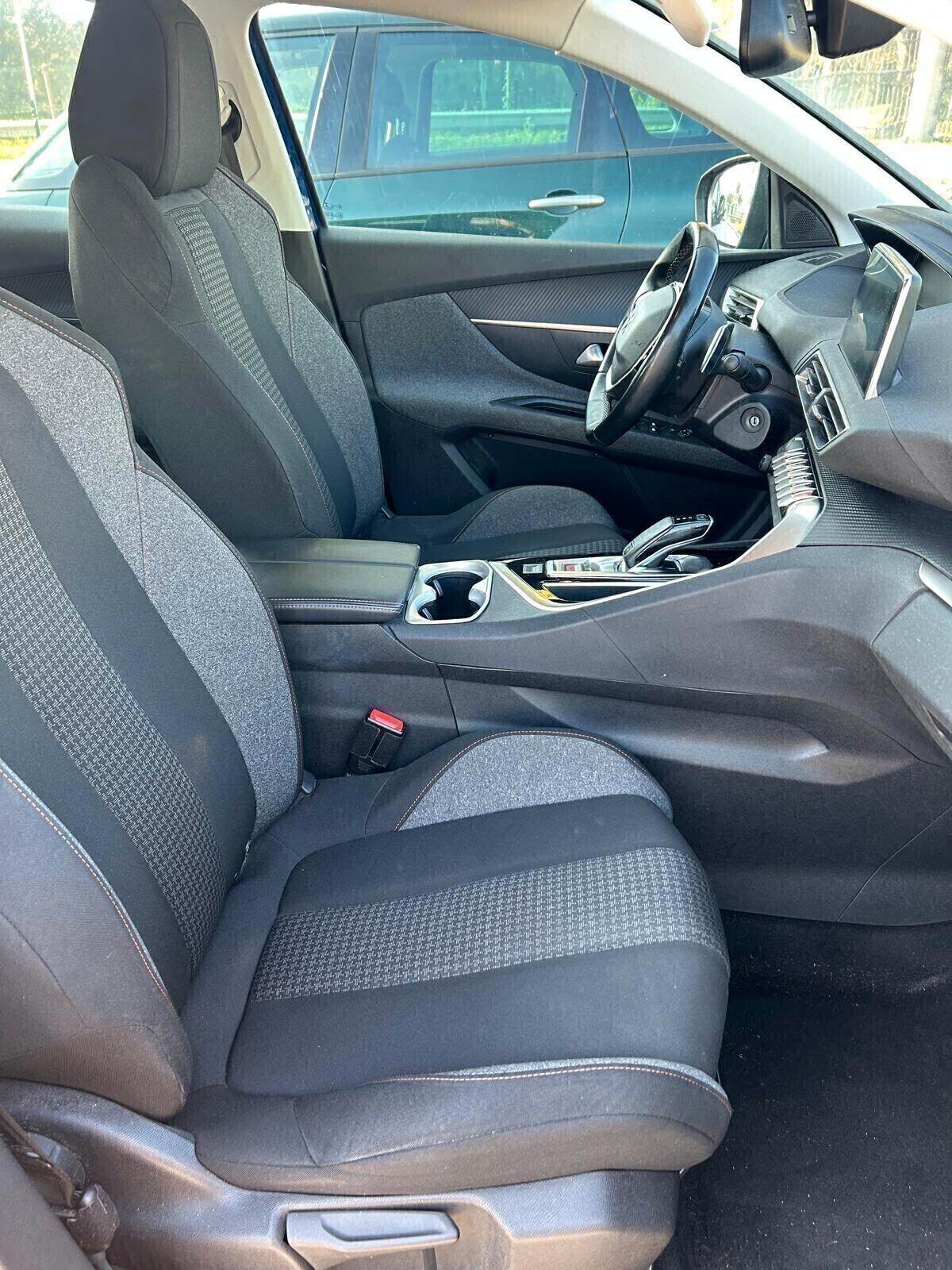 Peugeot 3008 BlueHDi 130 S&S EAT8 Allure ok neo patentati