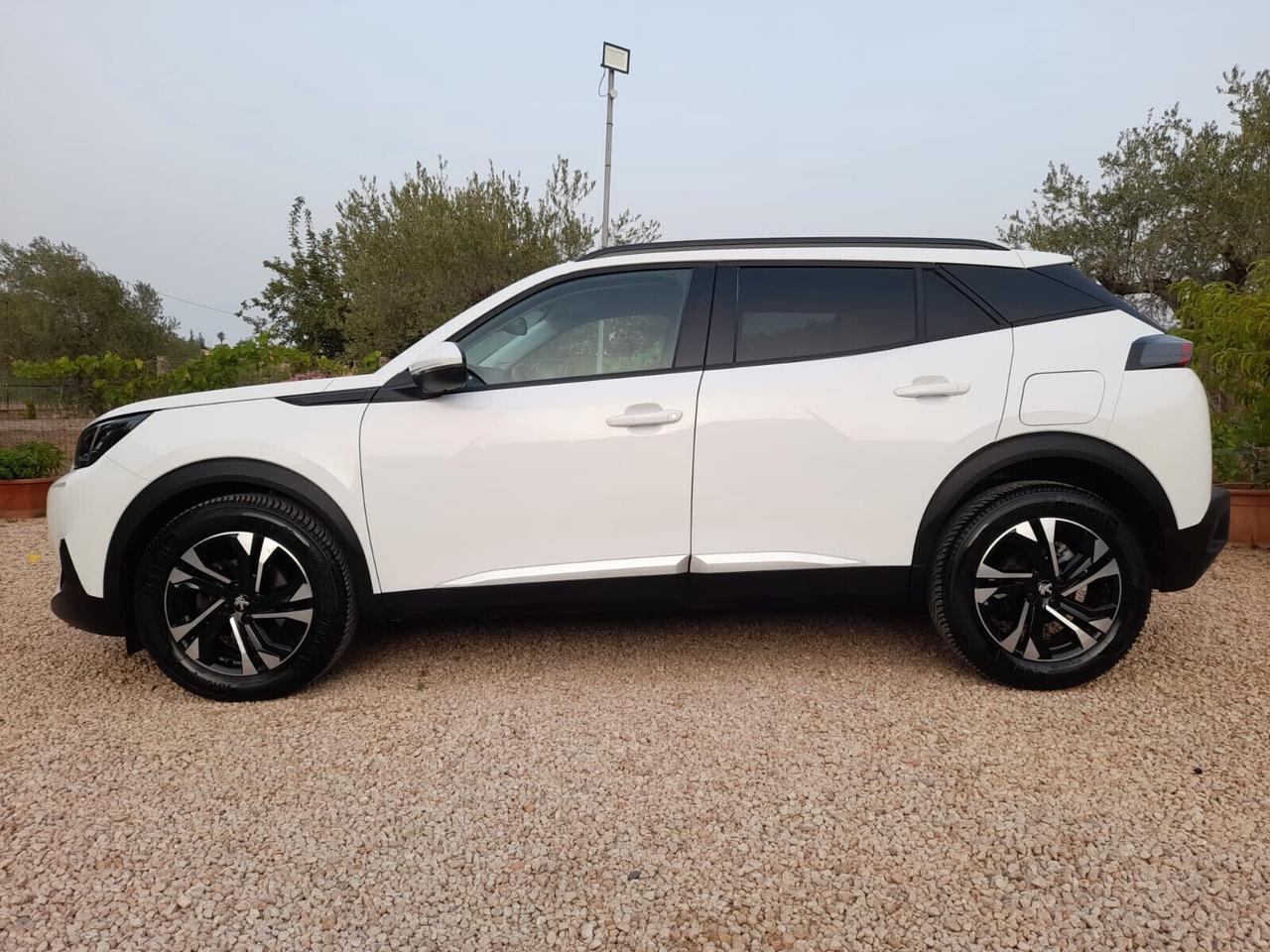 Peugeot 2008 BlueHDi 110 S&S Allure Pack