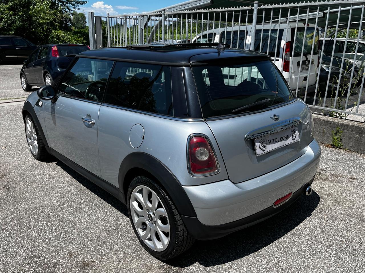 Mini Cooper 1.6 122cv AUTOMATICA TETTO FULL OPTIONAL