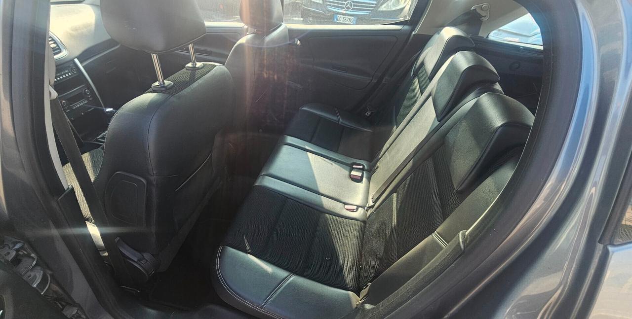 PEUGEOT 207 1.4 TETTO PANORAMICO