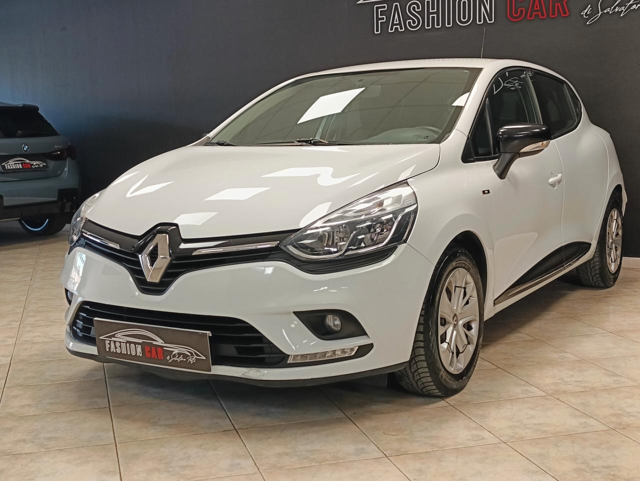 Renault Clio dCi 8V 75 CV 5 porte Moschino Life