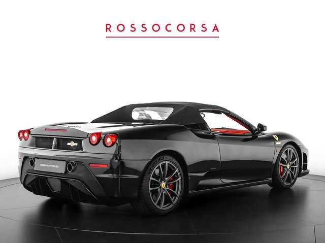 Ferrari Scuderia Spider 16M