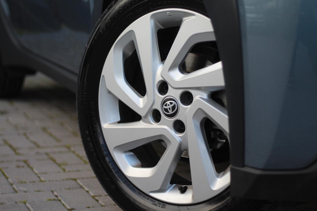Toyota Aygo X CROSS 1.0 ACTIVE LOOK | GAMMA IN PRONTA CONSEGNA