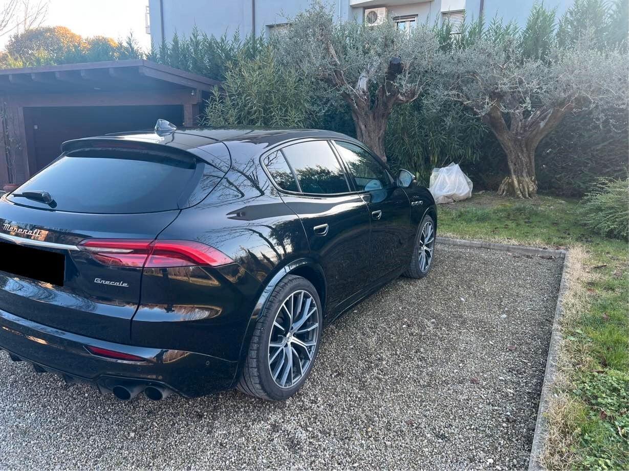 Maserati Grecale MHEV 330 CV AWD Modena