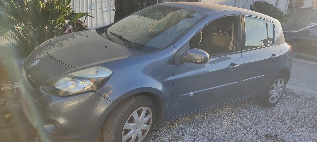 ranault clio 1.2 benzina ottime condizioni