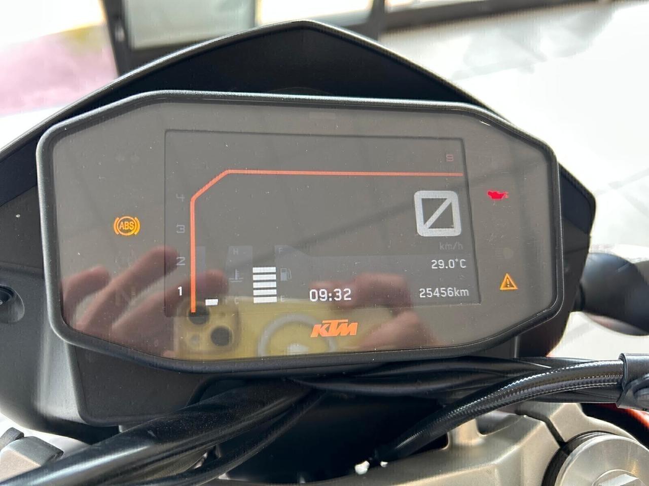 Ktm 690 Duke 73 cv ABS