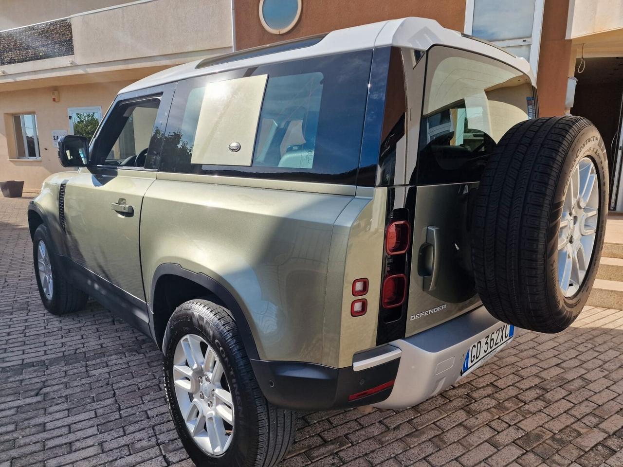 Land Rover Defender 90 3.0D I6 200 CV AWD Auto X-Dynamic SE