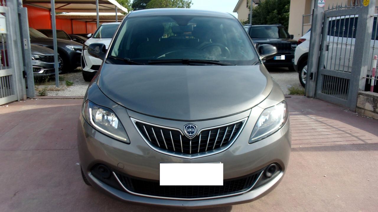 Lancia Ypsilon 1.0 FireFly 5 porte S&S Hybrid Ecochic Gold