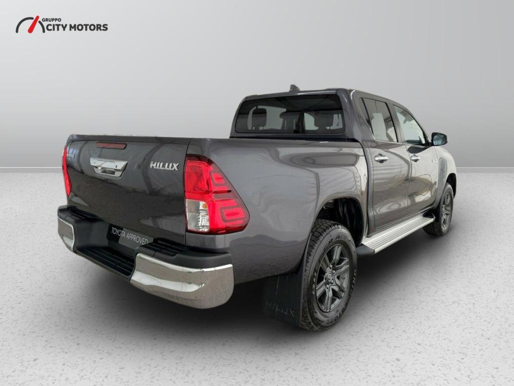 Toyota Hilux Double Cab 2.4 D-4D Lounge A/T