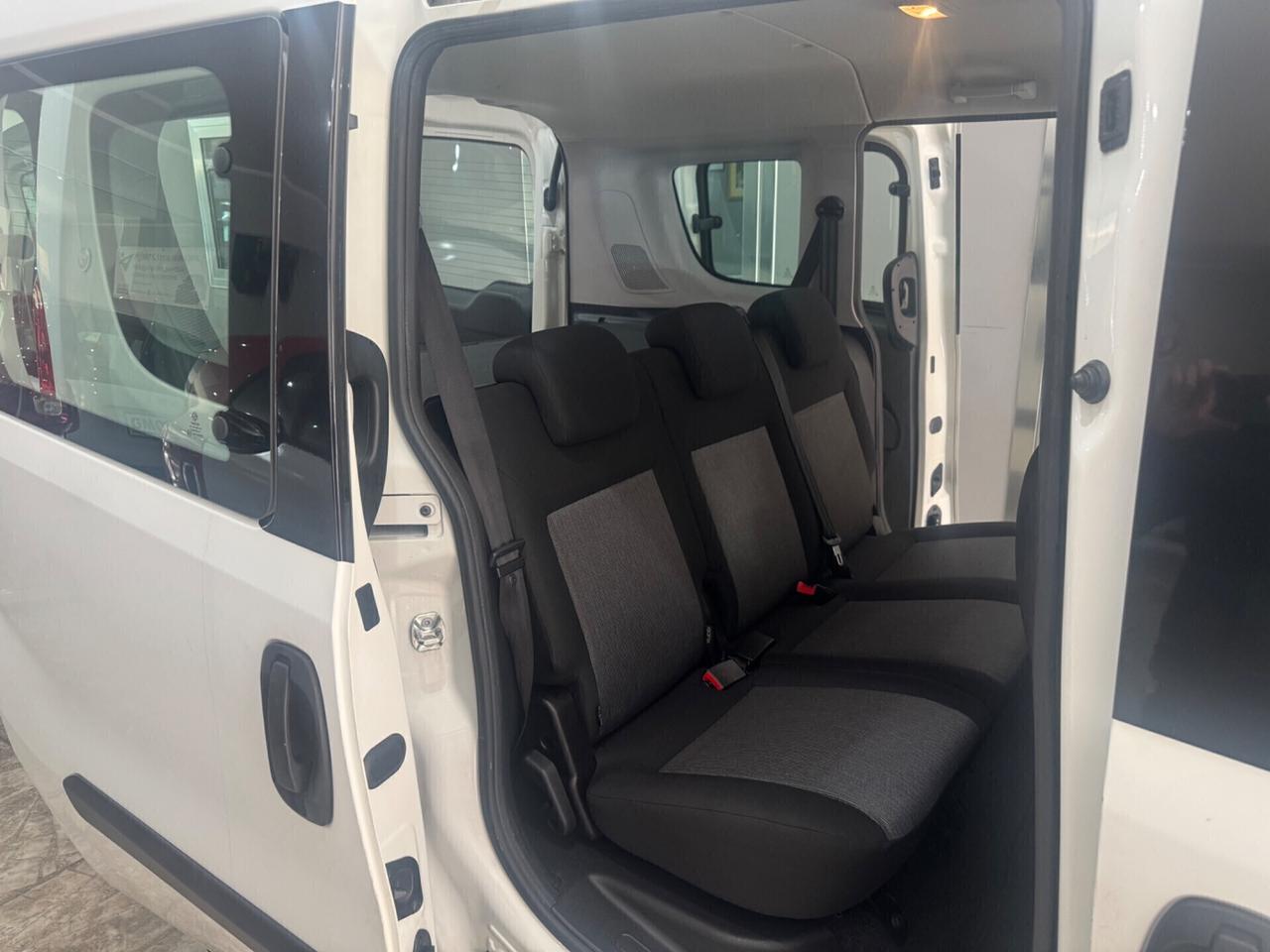 Fiat Doblo 1.3 MJT 95CV Autocarro 5 posti