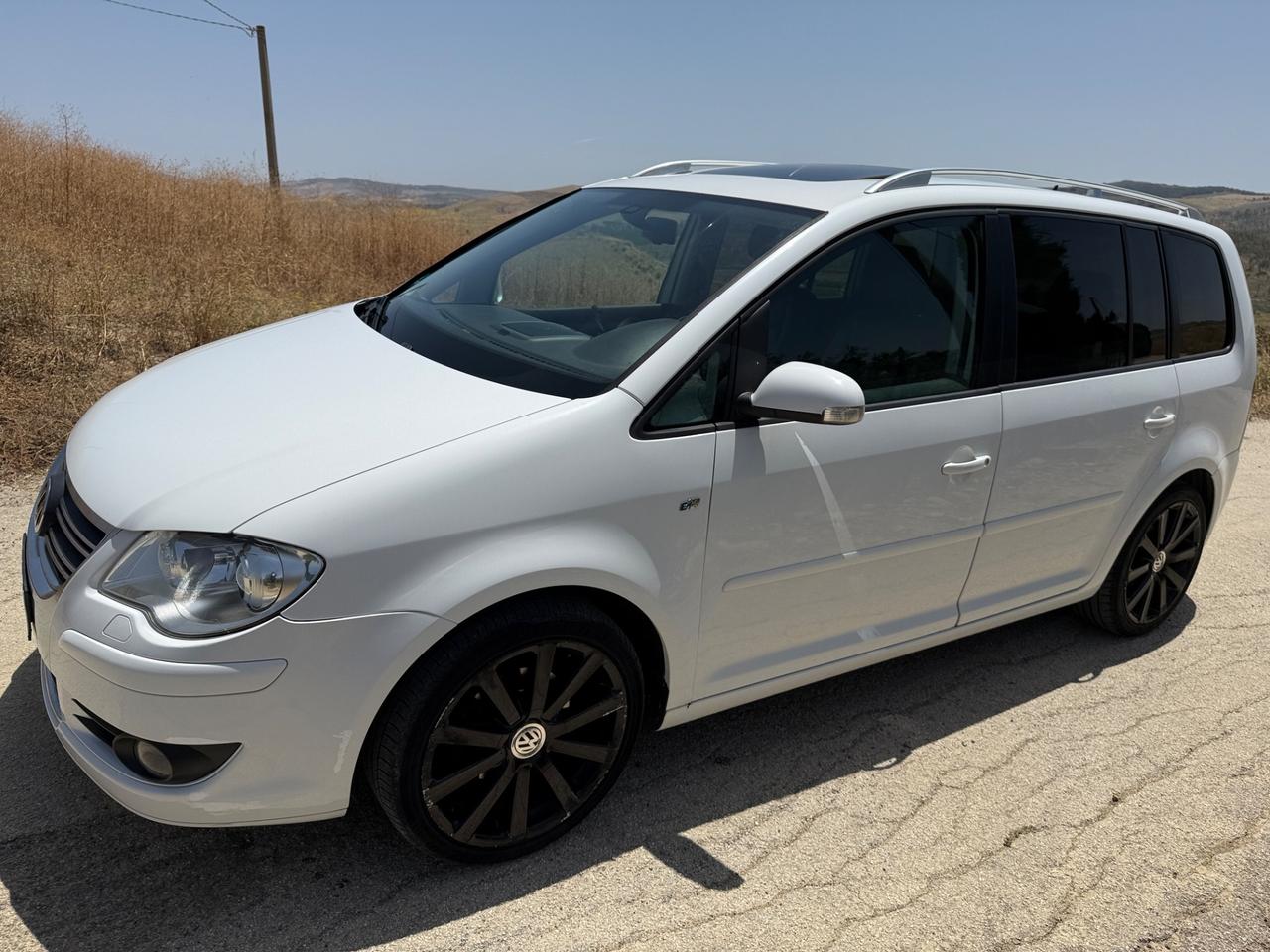 Volkswagen Touran 2.0 TDI DPF Highline