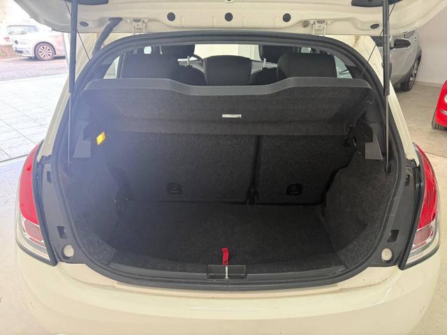 LANCIA Ypsilon 1.0 FireFly 5 porte S&S Hybrid Gold