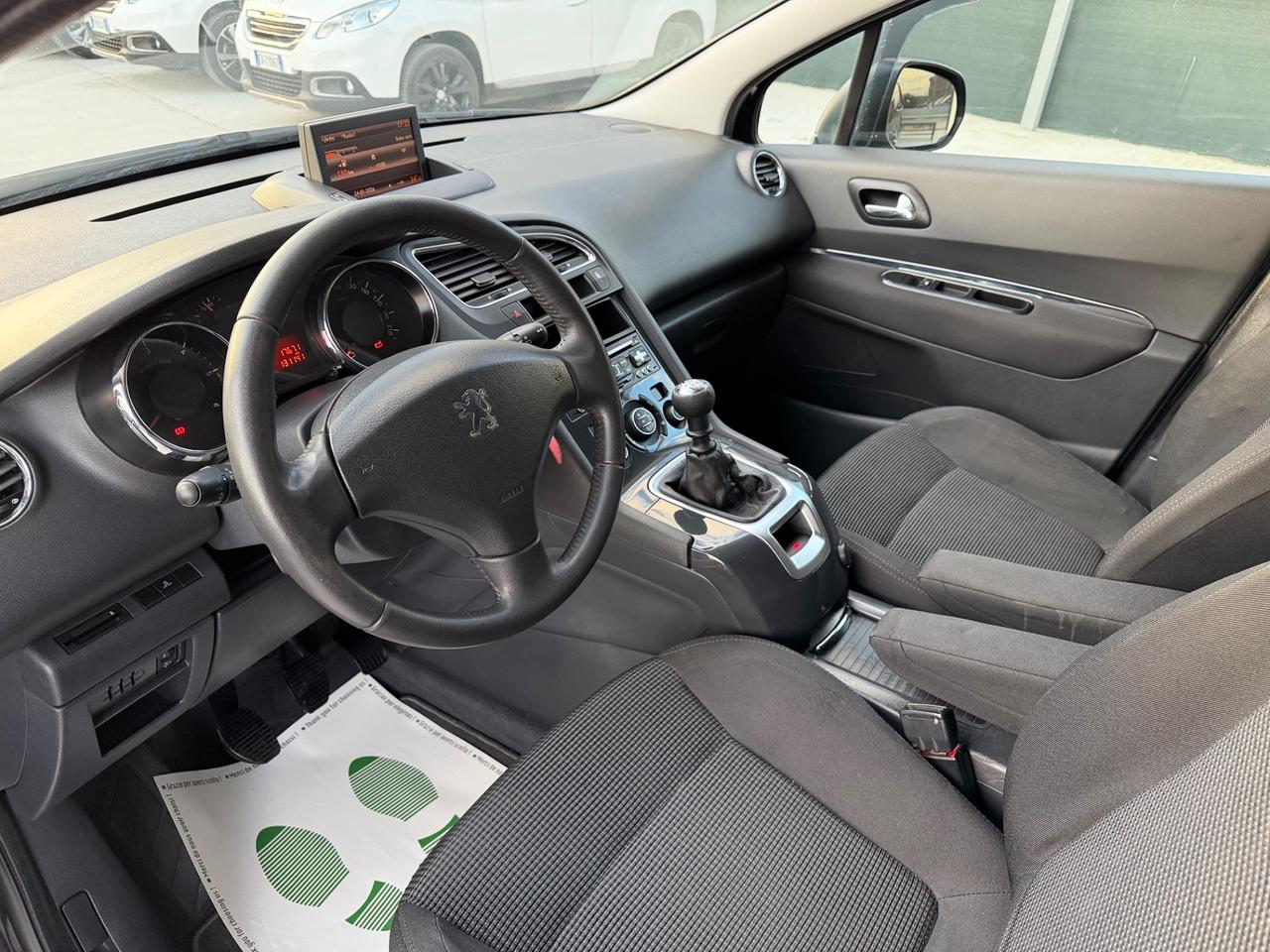 Peugeot 5008 1.6 HDi 112CV Premium