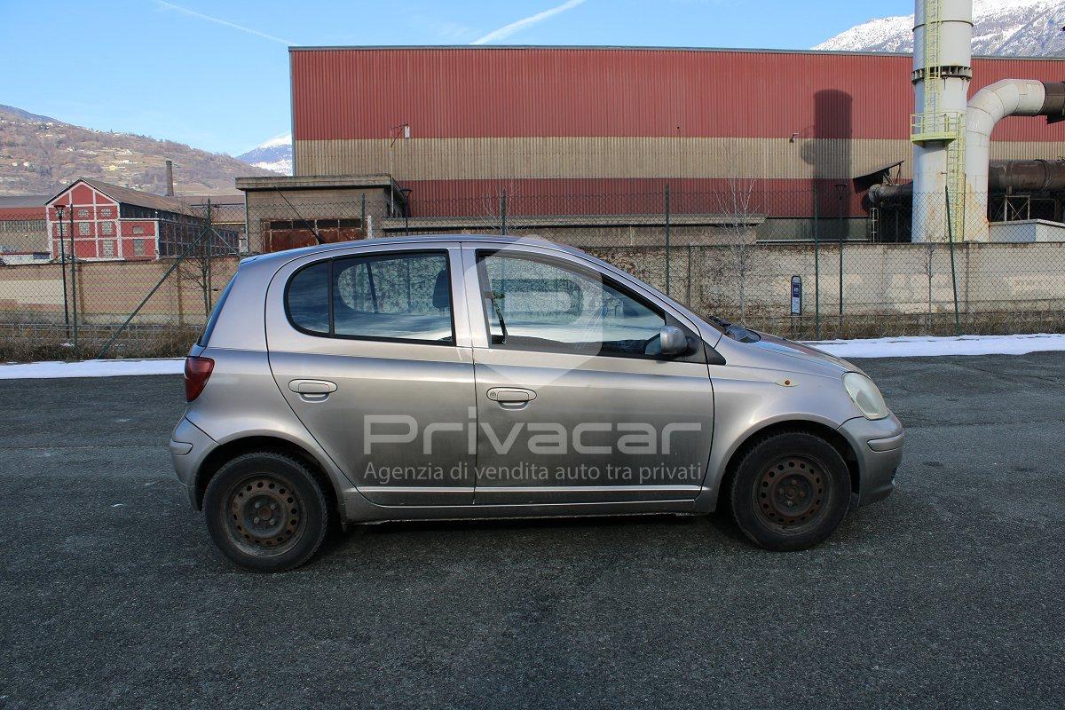 TOYOTA Yaris 1.3i 16V cat 5 porte Sol