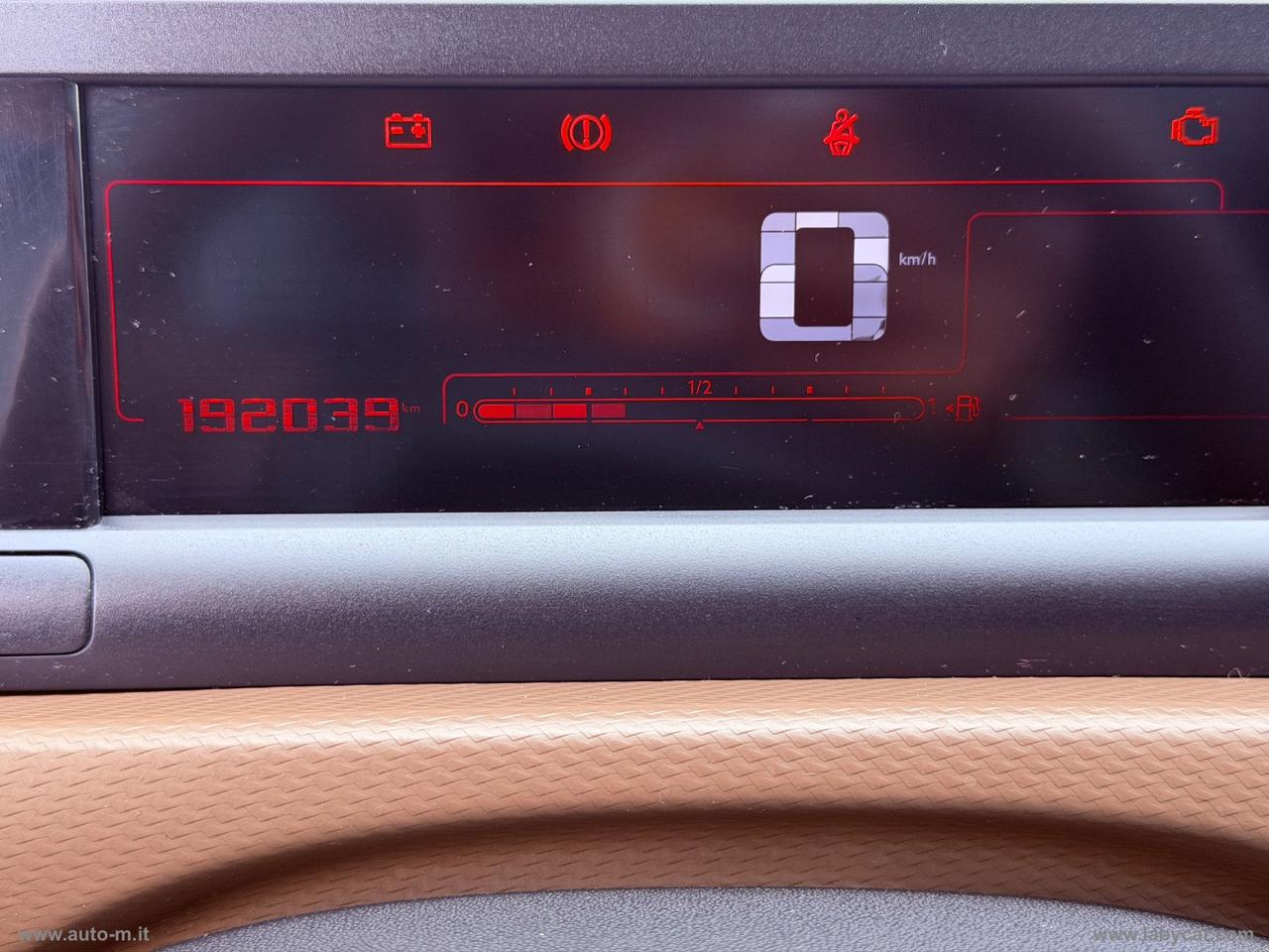 CITROEN C4 Cactus BlueHDi 100 Shine