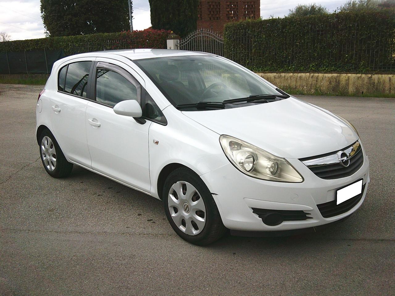 Opel Corsa 1.2 5 porte