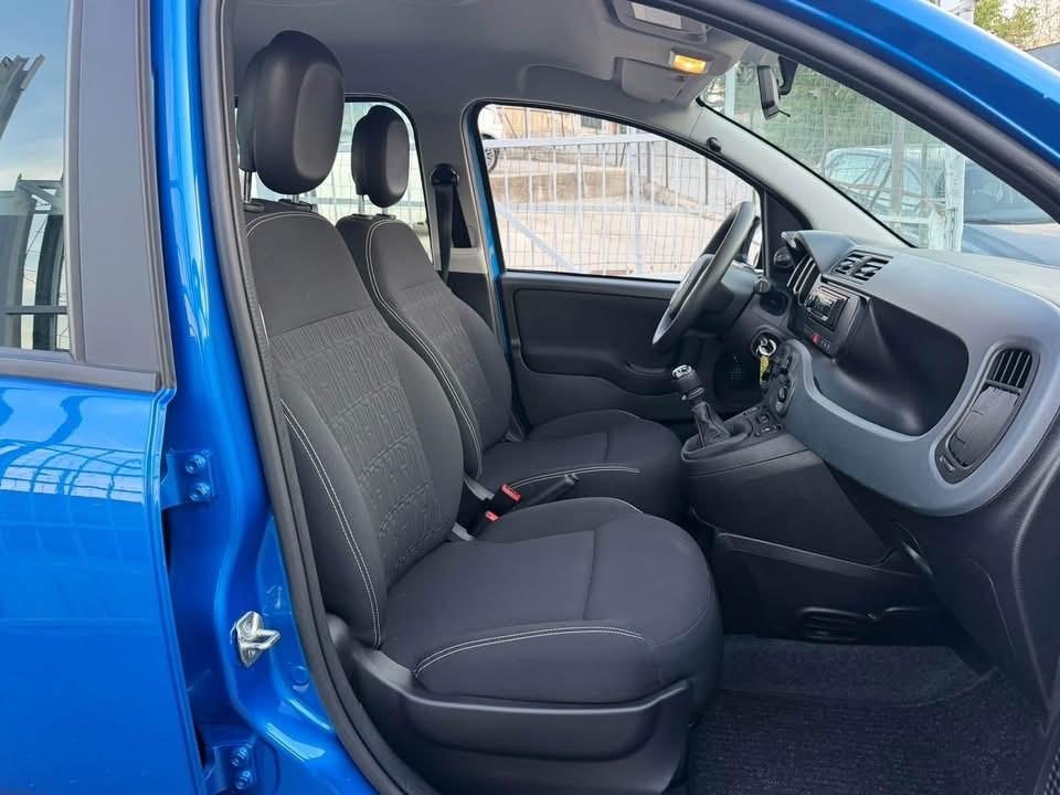 Fiat Panda 1.0 FireFly S&S Hybrid con 13.584 km