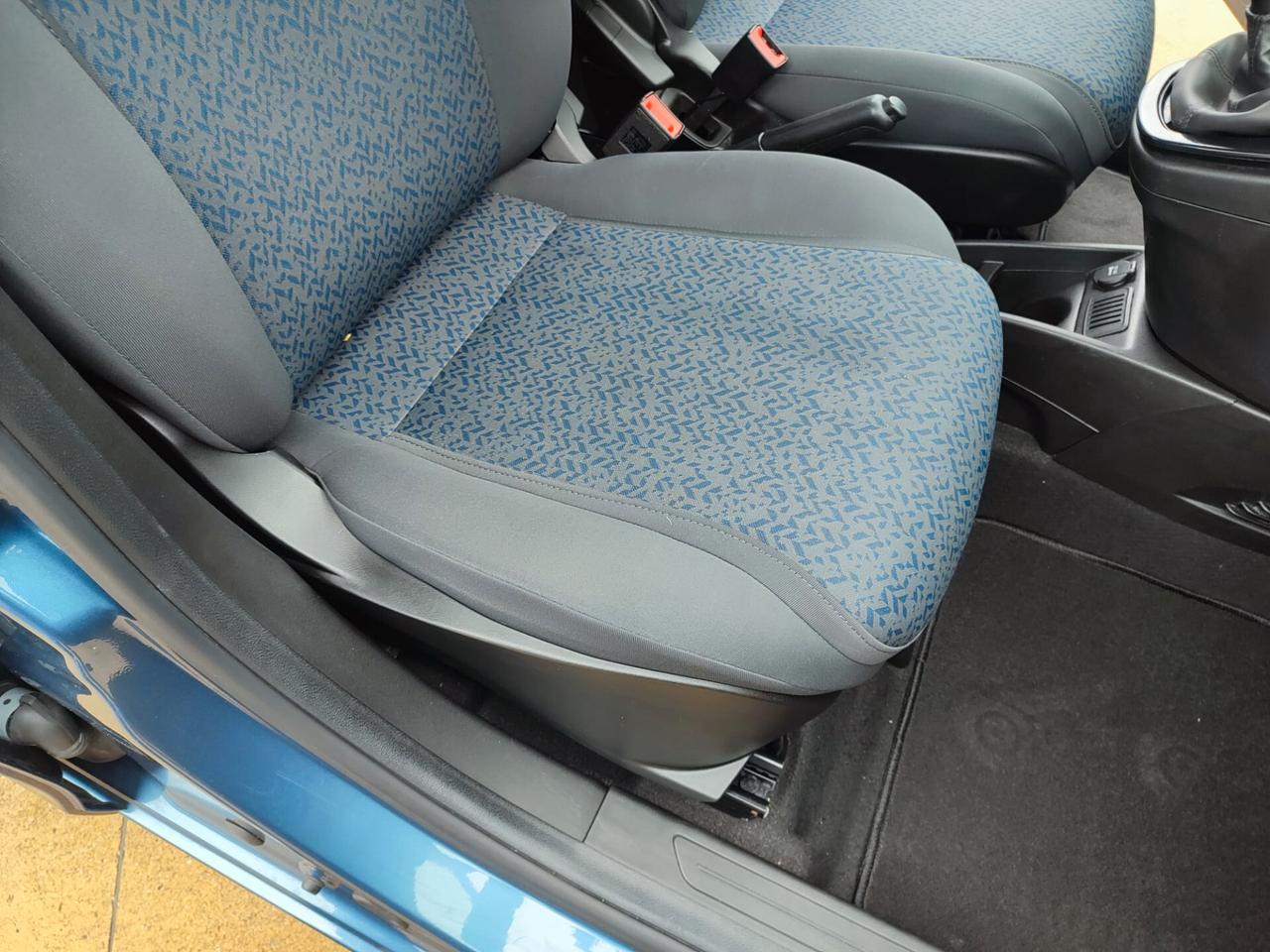 Lancia Ypsilon 1.0 FireFly 5 porte S&S Hybrid Gold