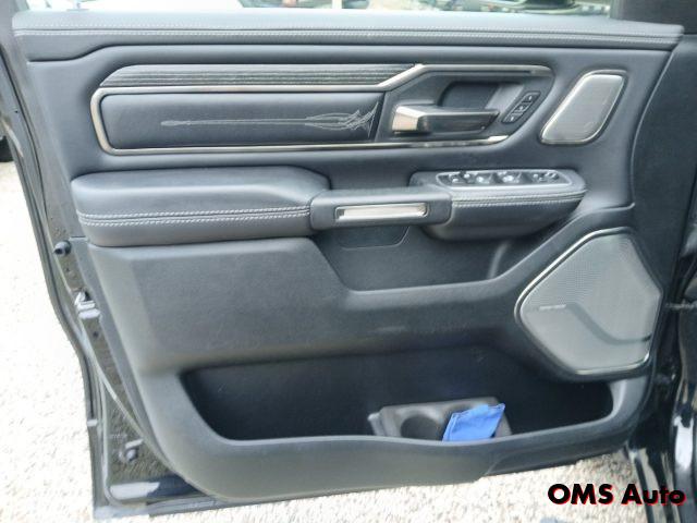 DODGE RAM 1500 5.7 GPL V8 Limited Night N1