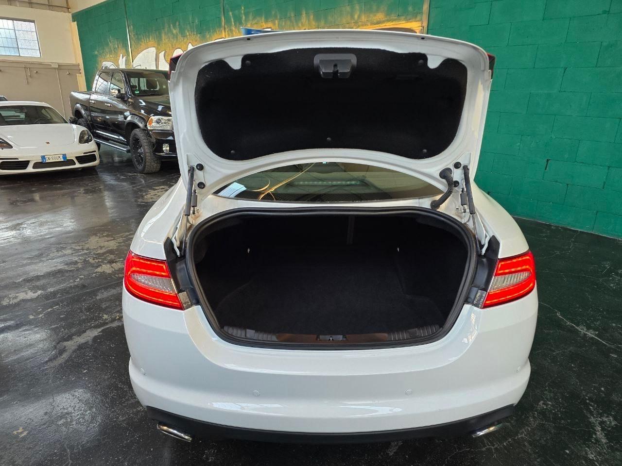 Jaguar XF 2.2 D 190 CV