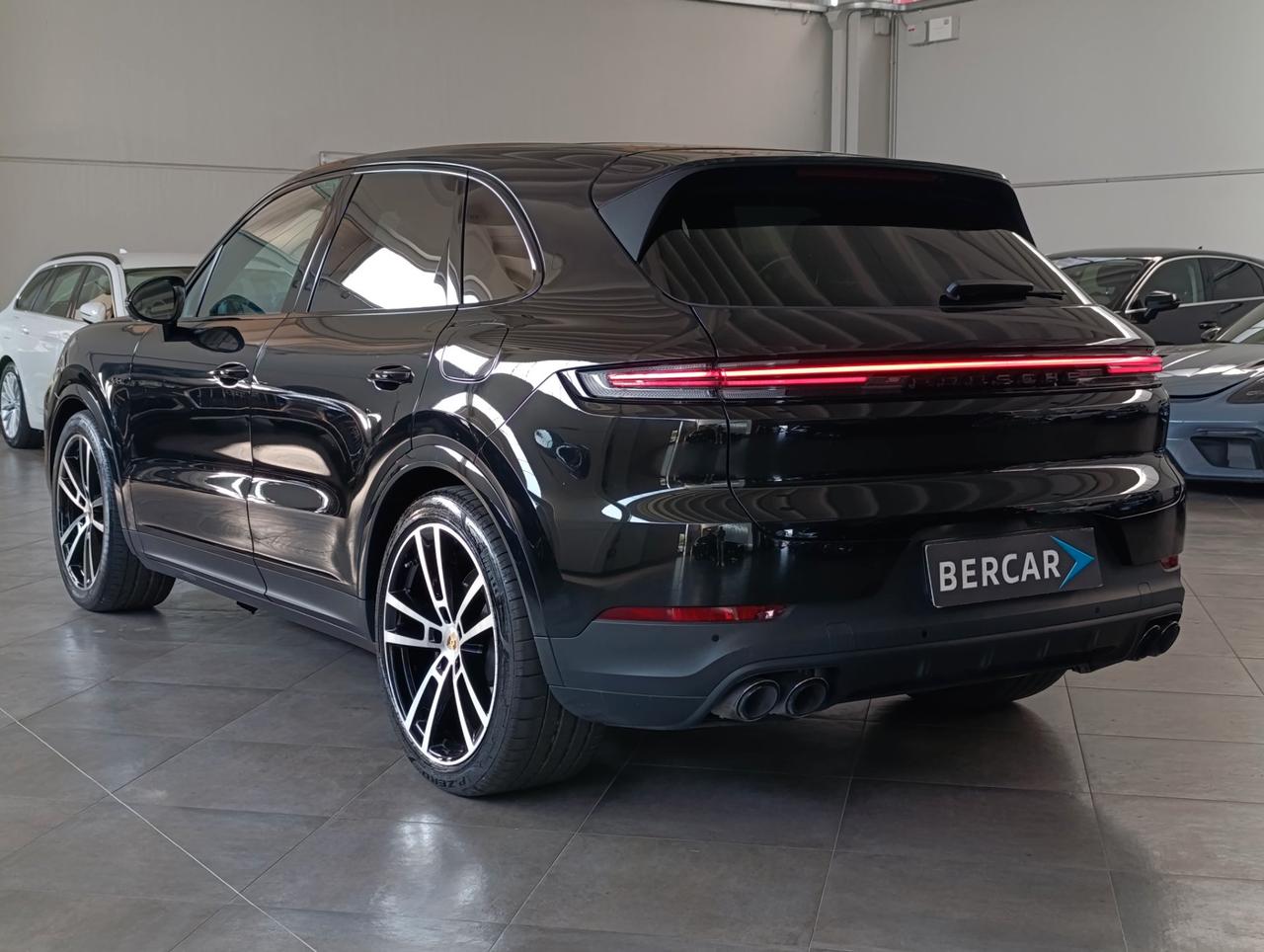Porsche Cayenne 3.0 e-hybrid S tiptronic