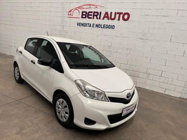 Toyota Yaris 1.0 5 porte Lounge