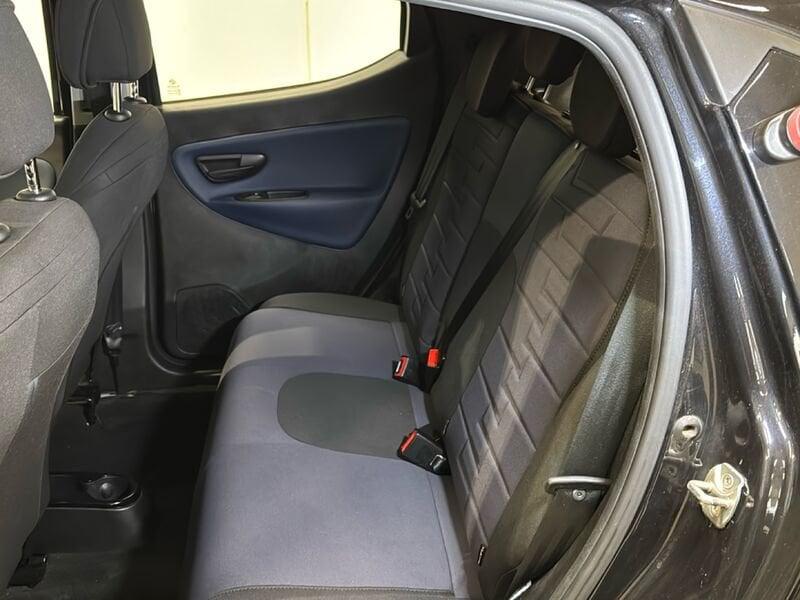 Lancia Ypsilon Ypsilon 1.0 FireFly 5 porte Hybrid Platino