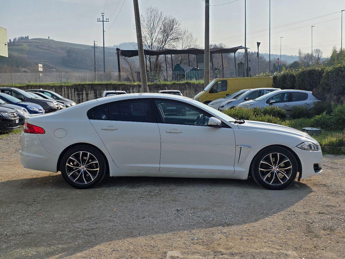 JAGUAR XF 2.2 DIESEL 190CV GARANZIA 12 MESI