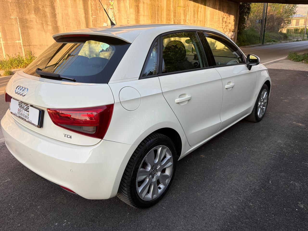 Audi A1 SPB 1.6 TDI 105cv Ambition