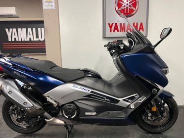 Yamaha TMAX DX
