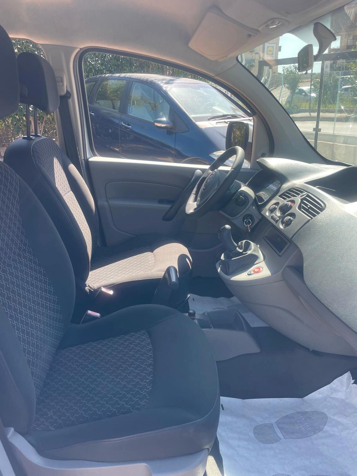 Renault Kangoo 5P"Finanziabile Senza Busta Paga"