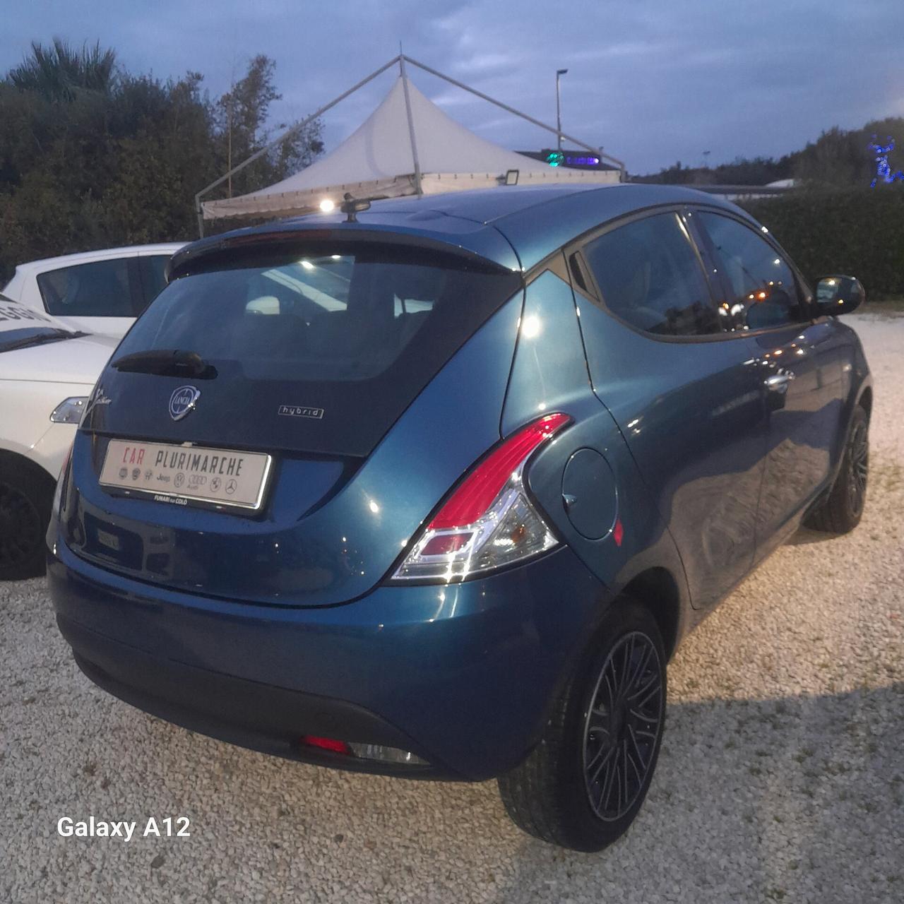 Lancia Ypsilon 1.0 FireFly 5 porte S&S Hybrid Ecochic Gold
