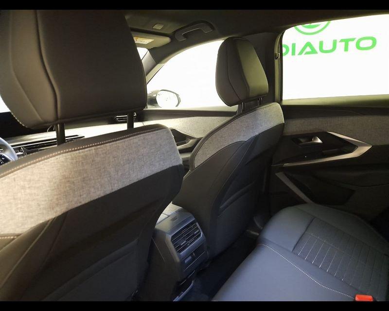 Peugeot 3008 III 2024 1.2 hybrid Allure 136cv e-dcs6
