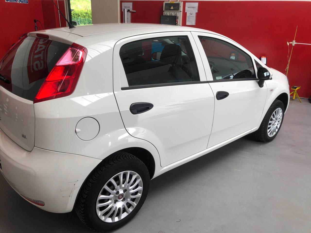 Fiat Punto 1.4 8V 5 porte Natural Power Lounge