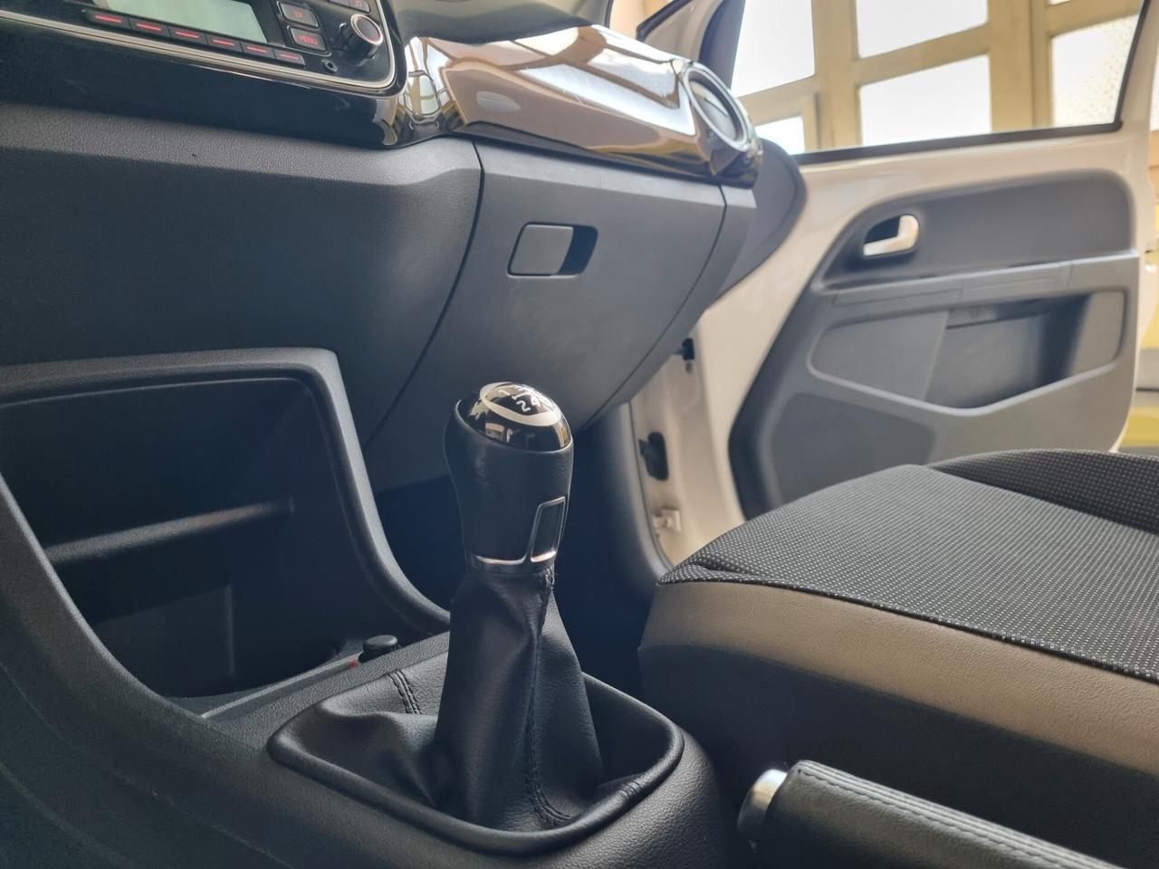 Volkswagen up! 1.0 5p. eco high TETTINO, BLUETOOTH, NAVI