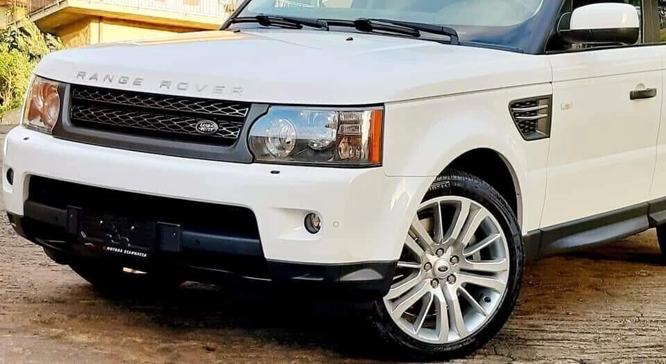 Land Rover RR Sport 3.0 TDV6 HSE 245Cv Restyling