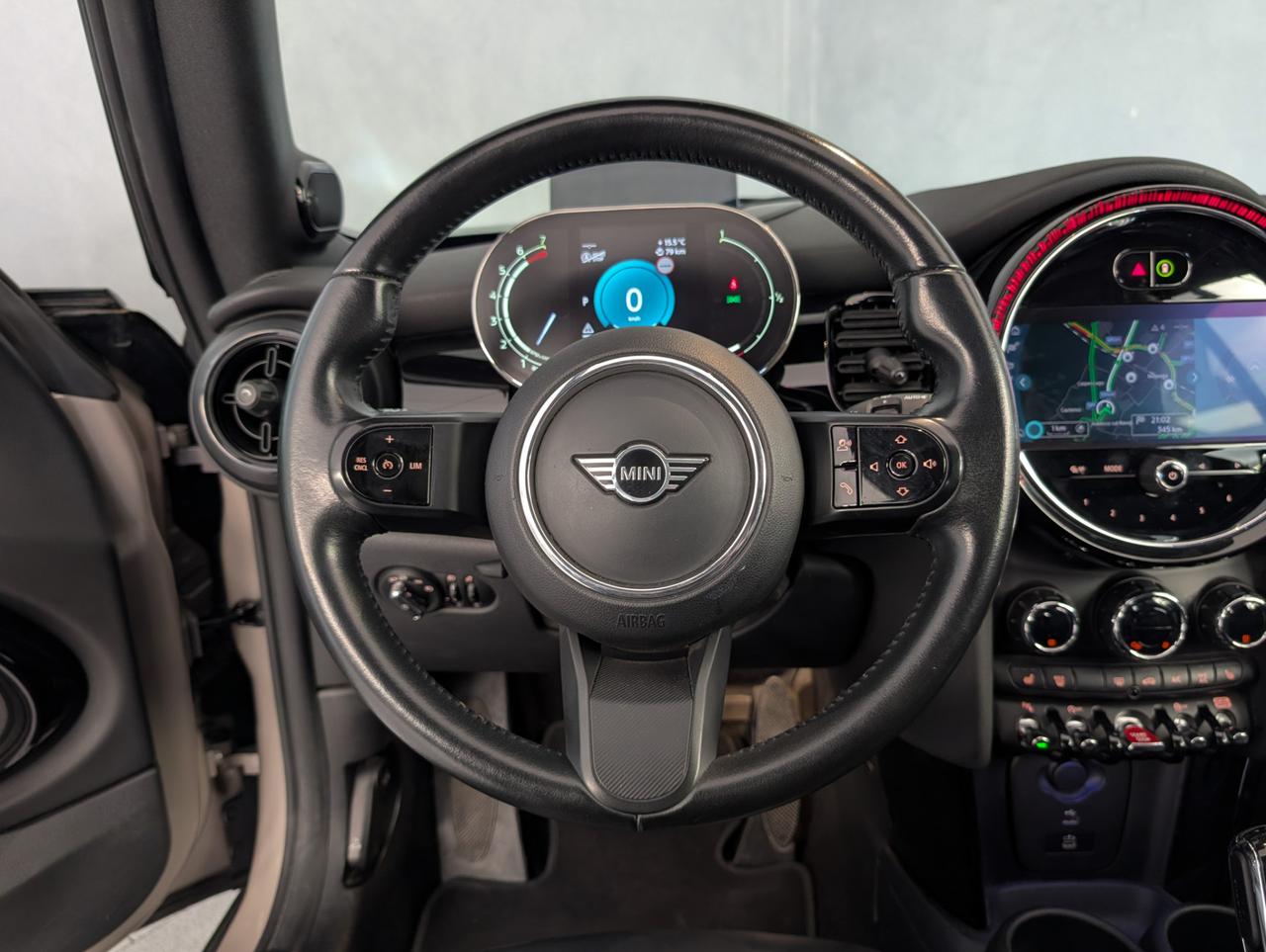 Mini Cooper Cabrio 1.5 Cooper Premium Plus