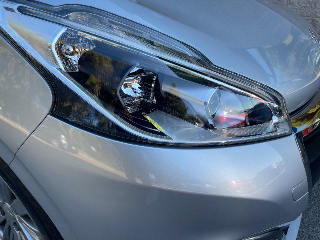 PEUGEOT 208 1.2 82CV ALLURE UNIPROPRIETARIO 5 PORTE