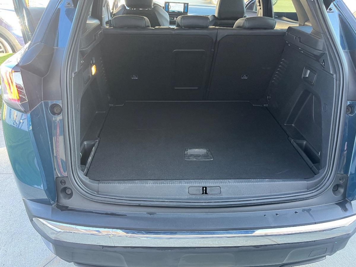 PEUGEOT 3008 BlueHDi 130 EAT8 ALLURE 64.000 KM