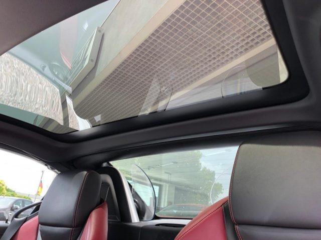 MERCEDES-BENZ SLC 200 AMG LINE