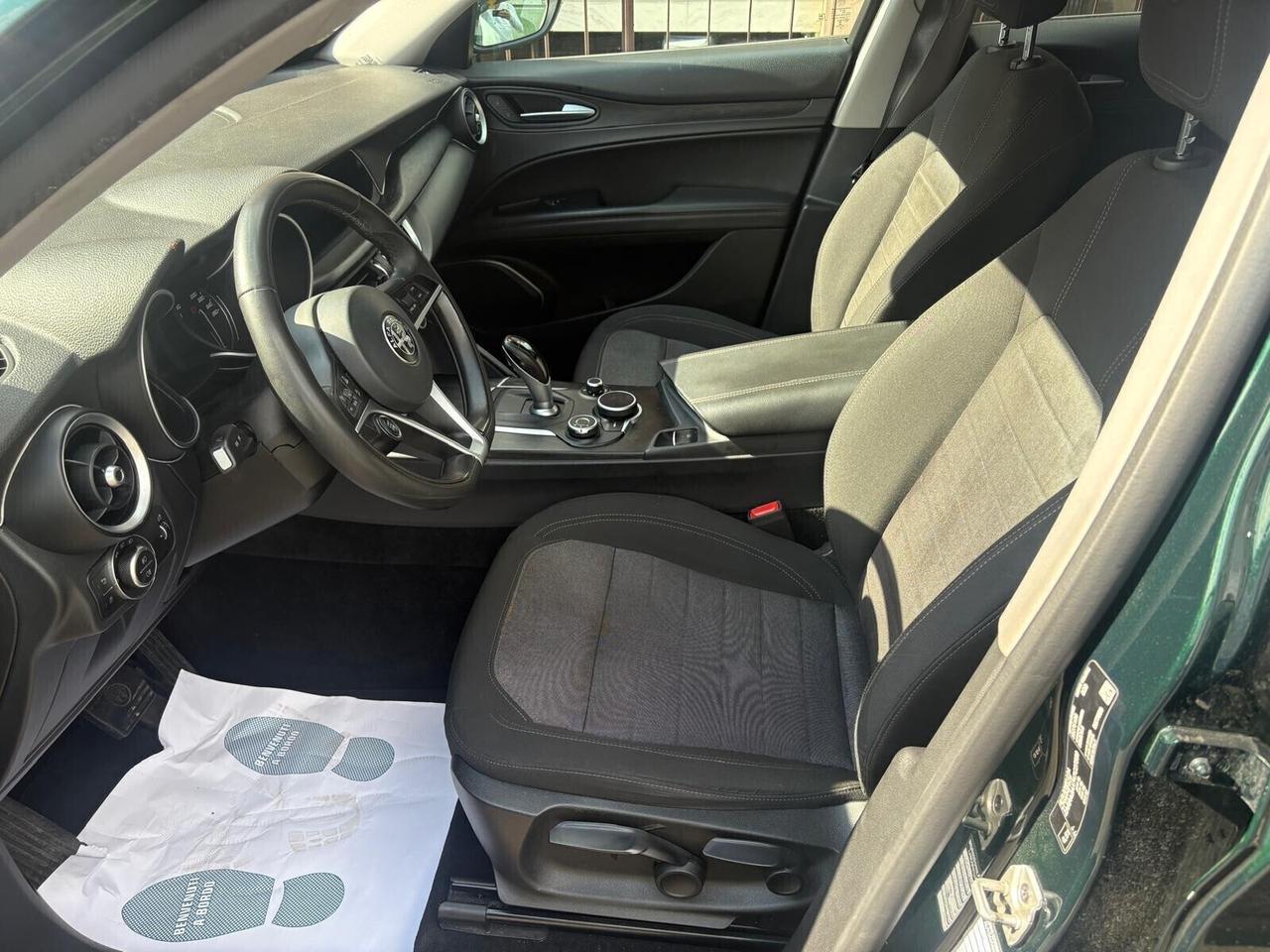 Alfa Romeo Stelvio 2.2 Turbodiesel 180 CV AT8 RWD Executive