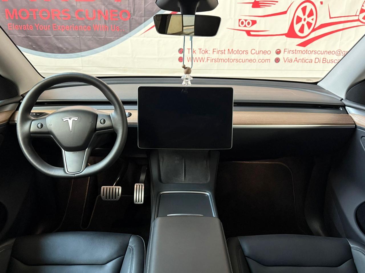 Tesla Model Y Performance AWD