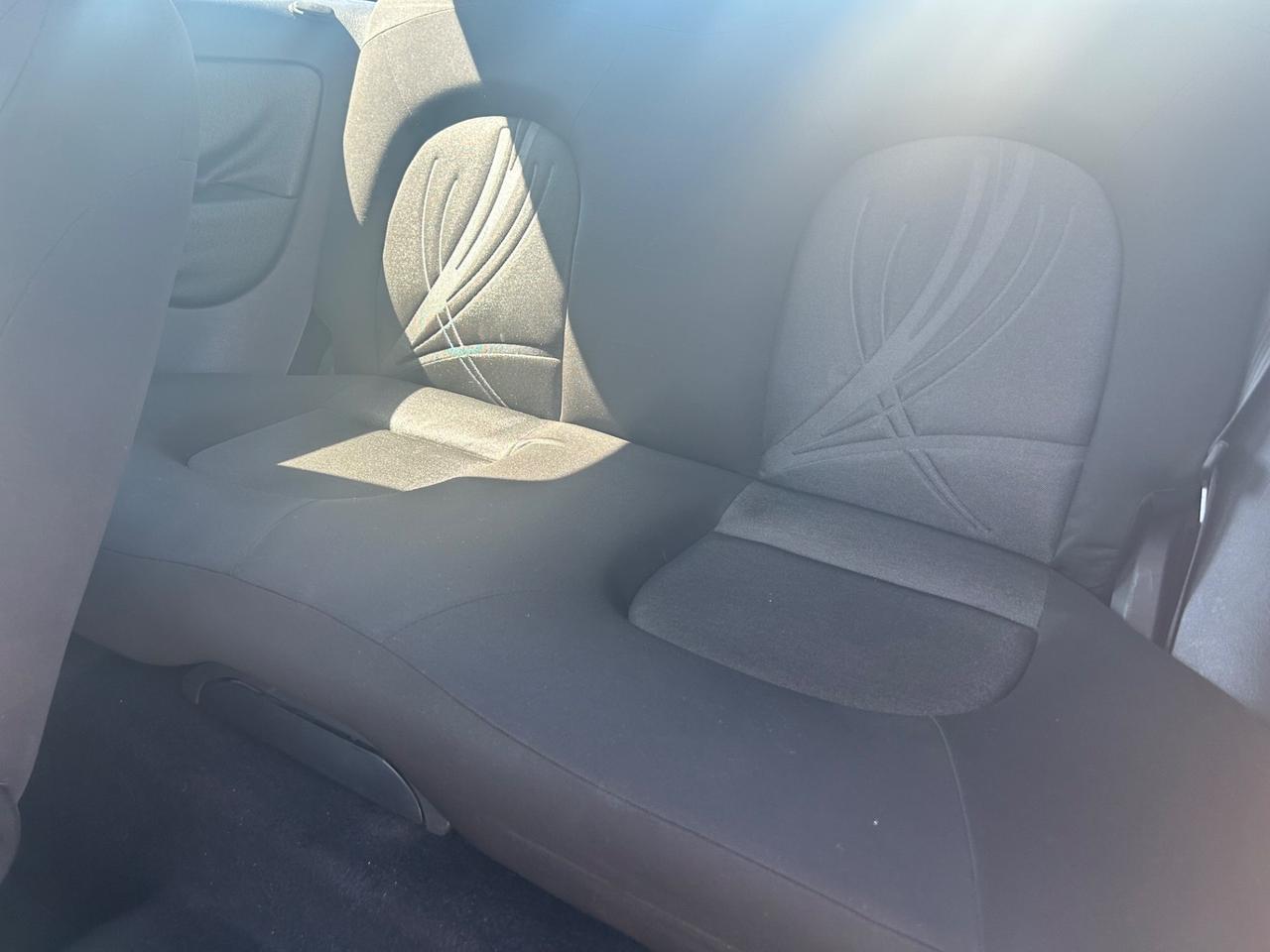 Lancia Ypsilon 1.2 69 CV Unyca